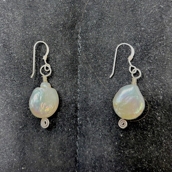 Artisan pearl and sterling earrings - Picture 1 of 2